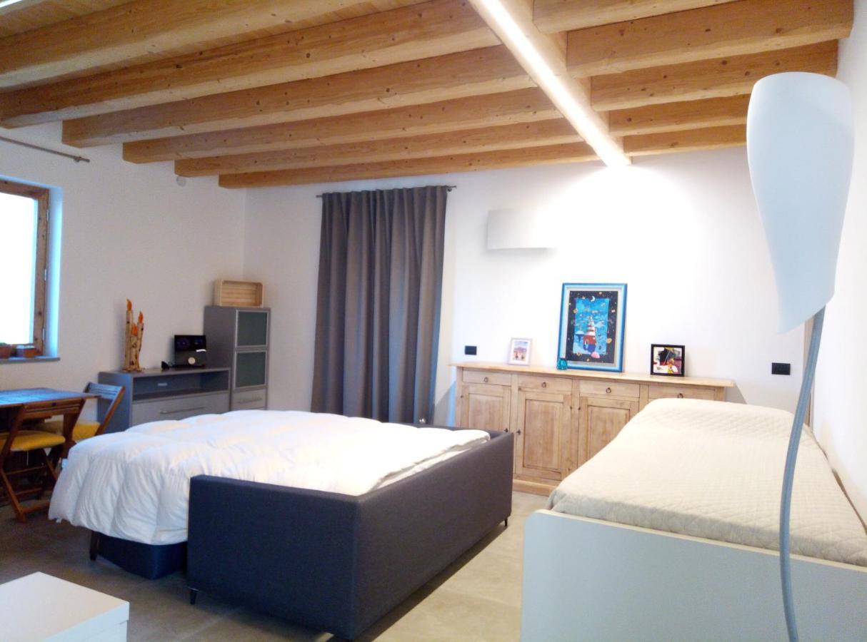 Semi Al Vento: La Bio-Casa Nel Giardino Incantato! Apartment Paesana Екстериор снимка